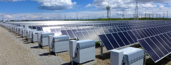 Năng lượng mặt trời & hệ thống lưu trữ